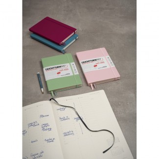 LEUCHTTURM1917 Medium (A5) Academic Week Planner 2023 - 18 maanden